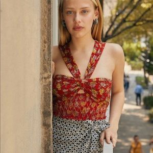 kiara smocked tie back cropped top